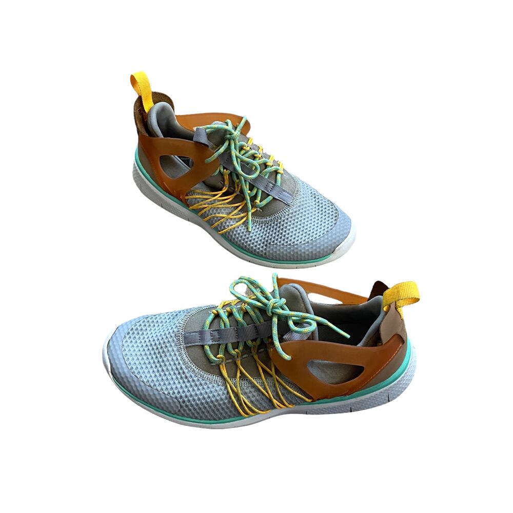 Nike Free Virtuous Sneakers Women's 6 Style Code: 725060-003